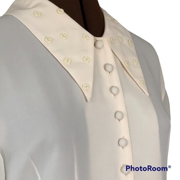 Vintage Blouse with Floral Button Embellished Collar and Sleeves - Picture 2 of 8